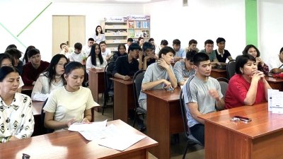 “Оххум қалашығындағы археологиялық зерттеулер” тақырыбында танымдық дәріс