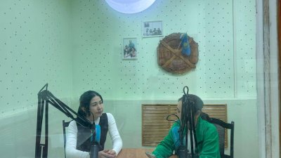 Гүлмарал Қамбар «Жамбыл радиосының» «Асыл қазына» хабарына арнайы қонақ болып қатысты