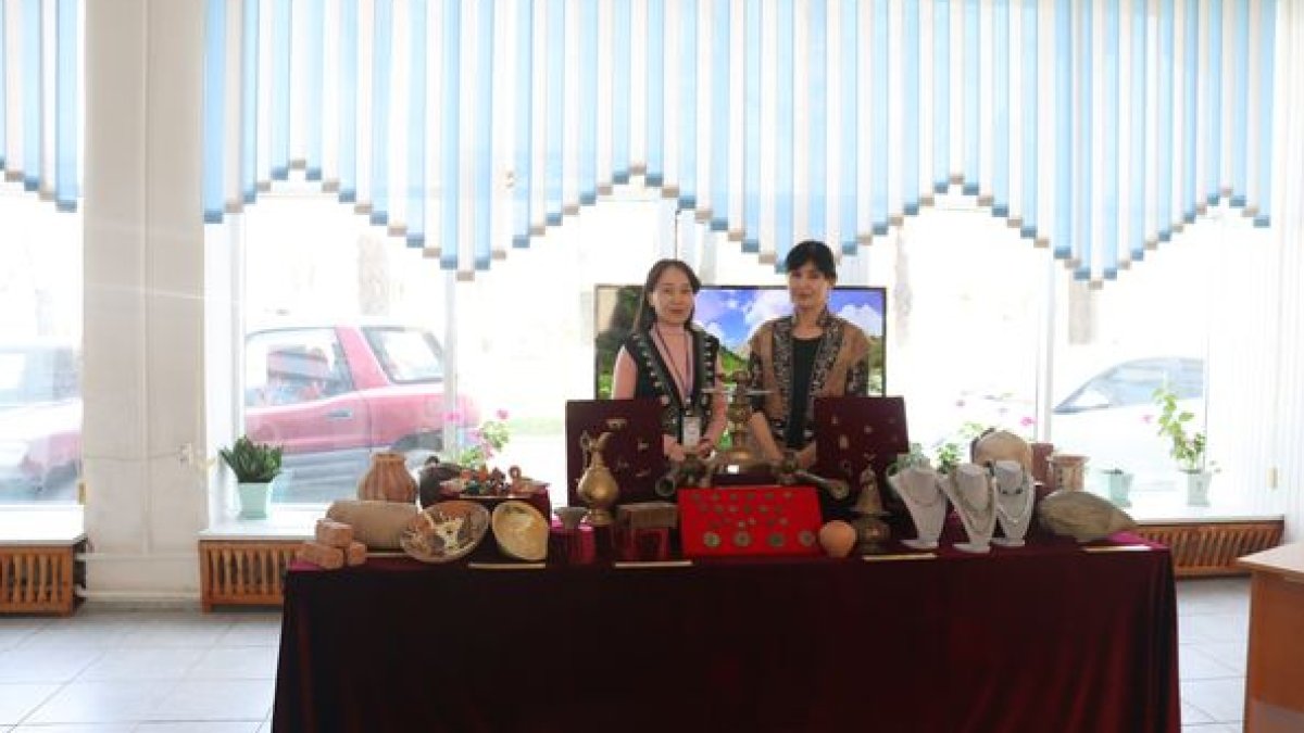 М. Әуезов атындағы Тараз қалалық кітапханасының «Қош келдің, құтты Наурызым!» этномерекесі