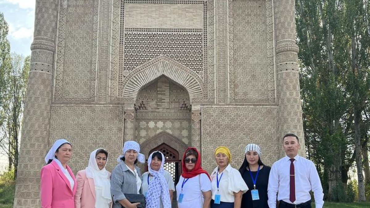 "Урок истории - это священная ценность"