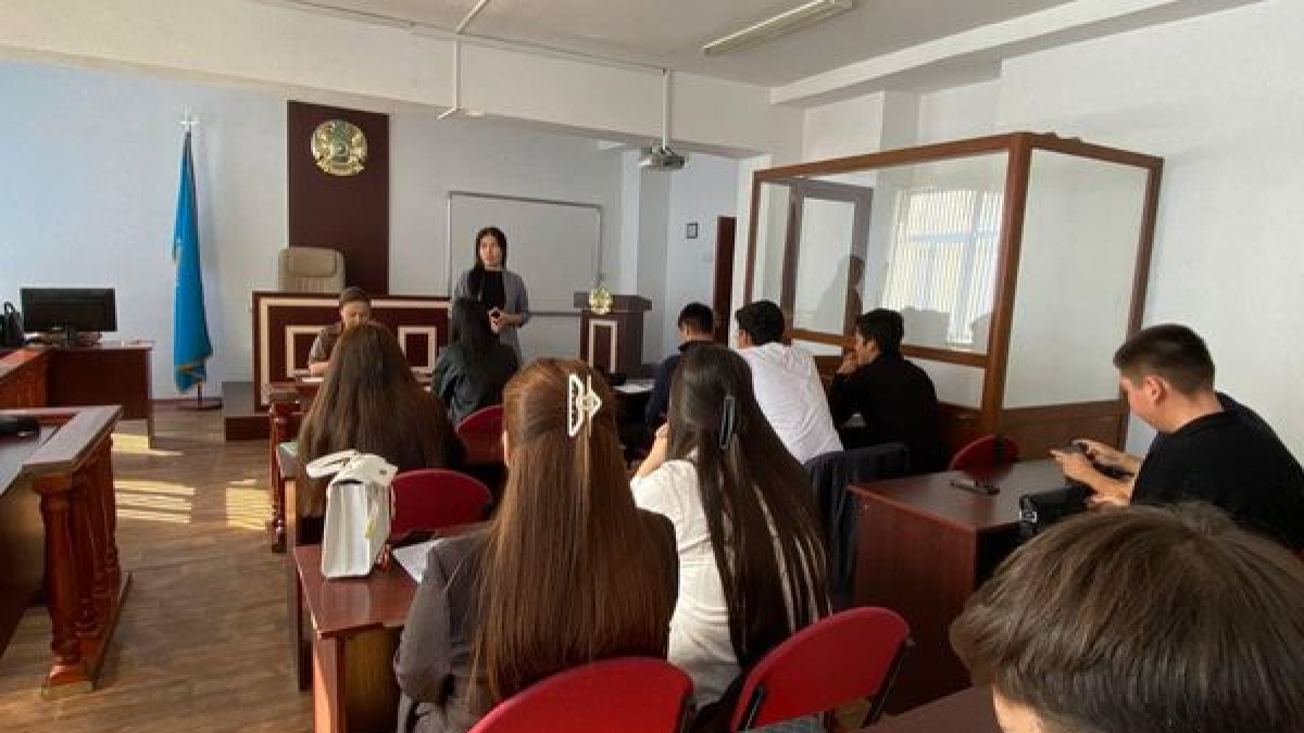  М. Х. Дулати атындағы Тараз өңірлік университетінің білімгерлеріне «Ежелгі Тараз ескерткіштерінің құпиялары»  тақырыбында дәріс 