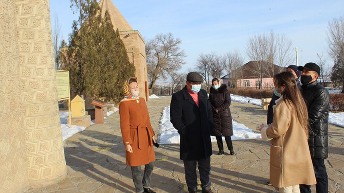 "Ясауи ізімен" ғылыми экспедиция мүшелері Жамбыл облысына арнайы іссапармен келді