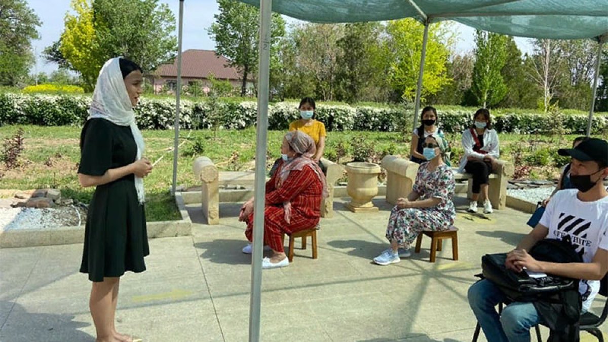 «Ортағасырдың інжу-маржаны - Айша бибі кесенесі»