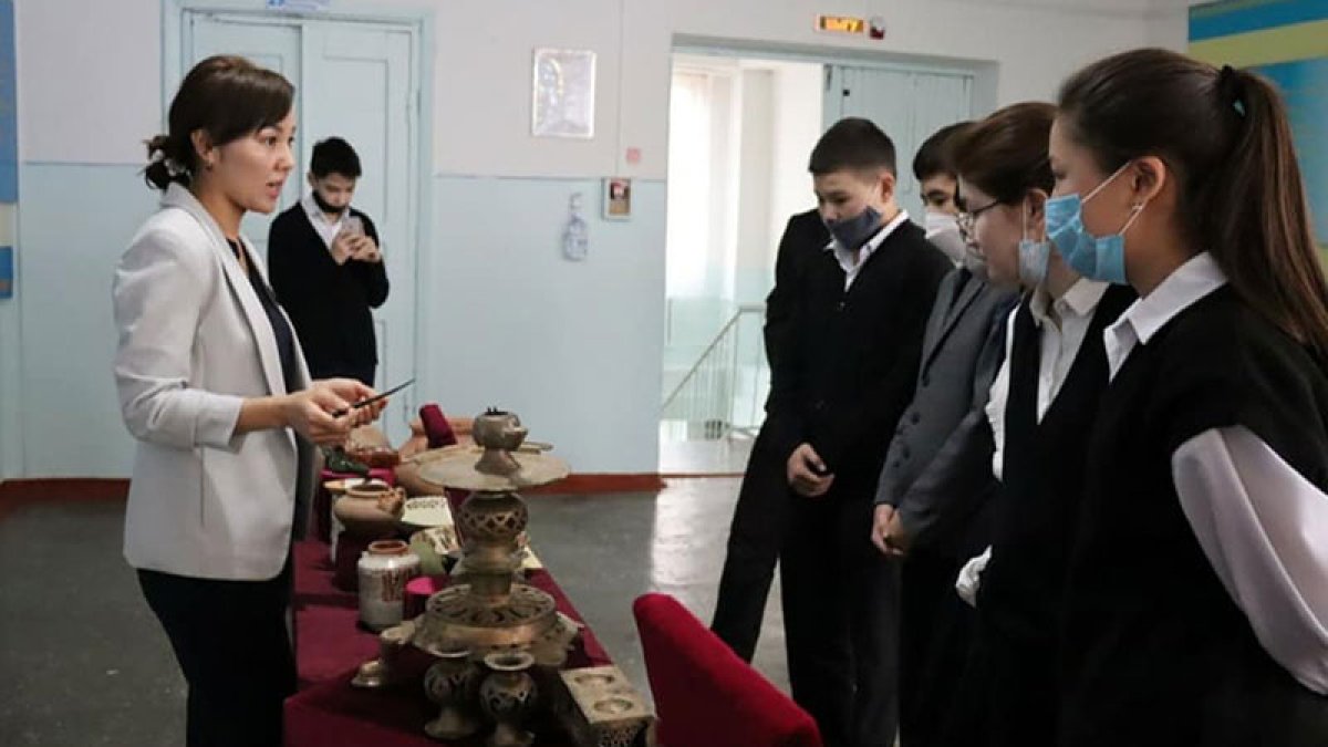 № 39 мектеп-гимназиясында жылжымалы көрме ұйымдастырылды