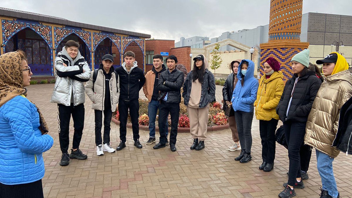 Колледж білімгерлері іс-тәжірибеден өтуде