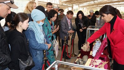 Тараз – Қолөнершілер қаласы