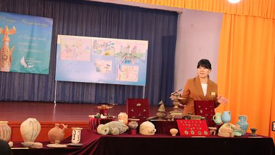 Музей қызметкерлері жылжымалы көрме өткізді