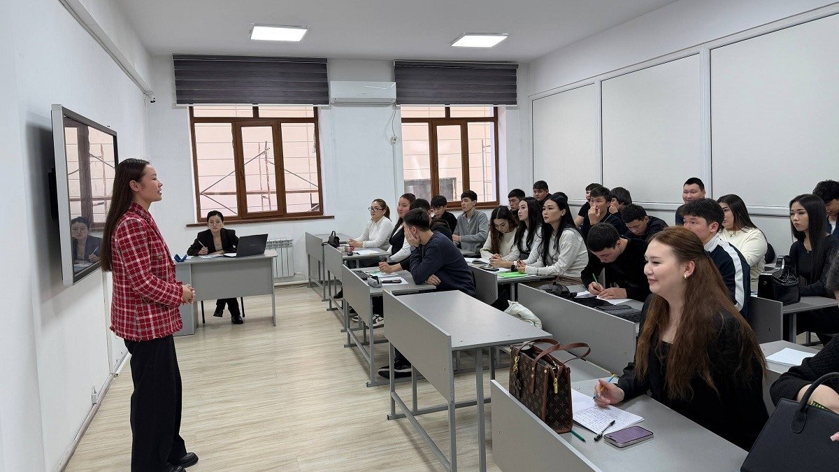 «Тарихы терең Меркі қалашығы» тақырыбында танымдық дәріс 