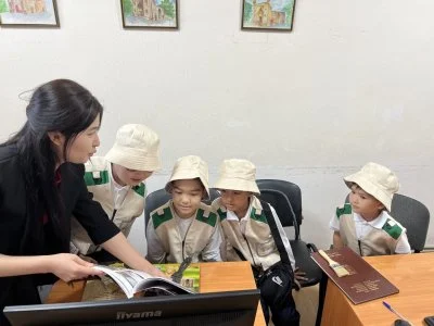 Methodological Assistance for School Students